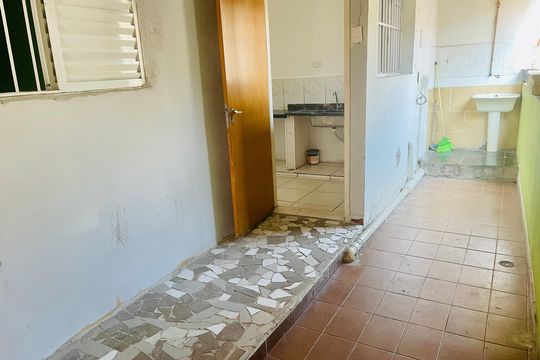 Quintal de casa à venda com 1 quarto, 260m² em Jardim Dourado, Guarulhos