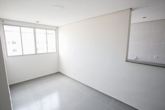 Sala de apartamento para alugar com 2 quartos, 90m² em Taquara, Rio de Janeiro