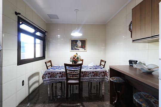 Cozinha de apartamento para alugar com 3 quartos, 500m² em Cristo Redentor, Porto Alegre