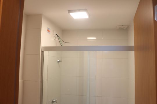 Banheiro de apartamento para alugar com 2 quartos, 42m² em Vila Palmares, São Caetano do Sul