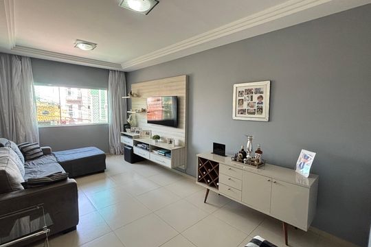 Casa à venda com 3 quartos, 134m² em Vila Pires, Santo André