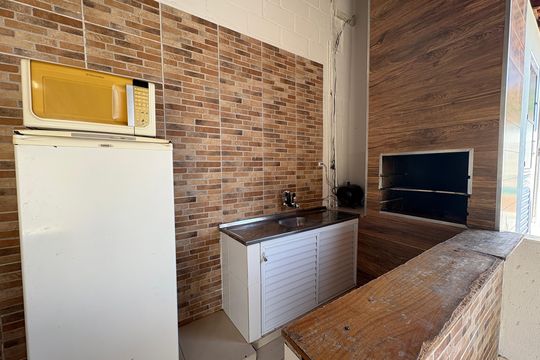 Cozinha  de casa à venda com 1 quarto, 106m² em Vila Jeriva, Várzea Paulista