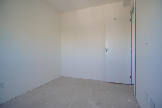 Quarto 3 de apartamento à venda com 3 quartos, 85m² em Passo D’areia, Porto Alegre