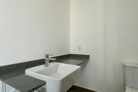 Banheiro da Suíte 2 de apartamento à venda com 2 quartos, 94m² em Pinheiros, São Paulo