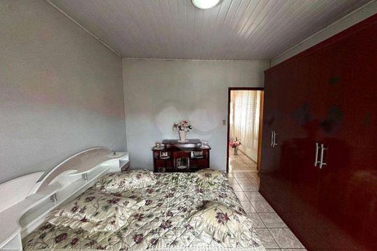 Casa à venda com 3 quartos, 100m² em Vila Mangalot, São Paulo
