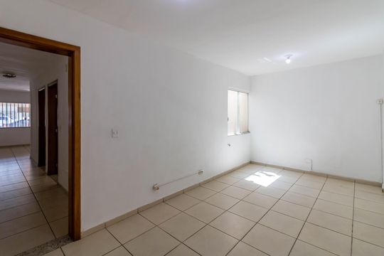 Cozinha de casa à venda com 3 quartos, 299m² em Vila Itapegica, Guarulhos