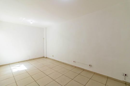 Cozinha de casa à venda com 3 quartos, 299m² em Vila Itapegica, Guarulhos
