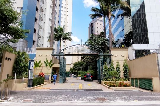 Fachada de apartamento à venda com 2 quartos, 45m² em Consolação, São Paulo