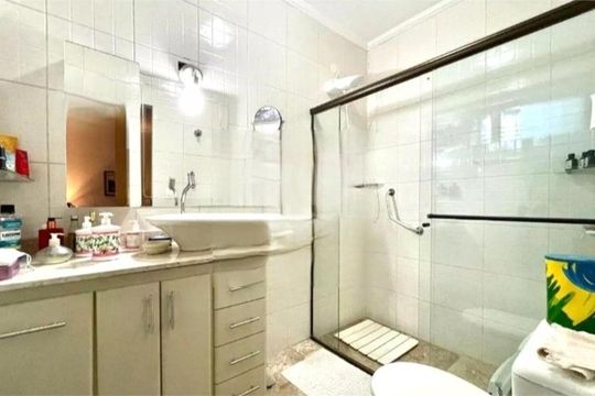 Casa à venda com 3 quartos, 180m² em Mirandópolis, São Paulo