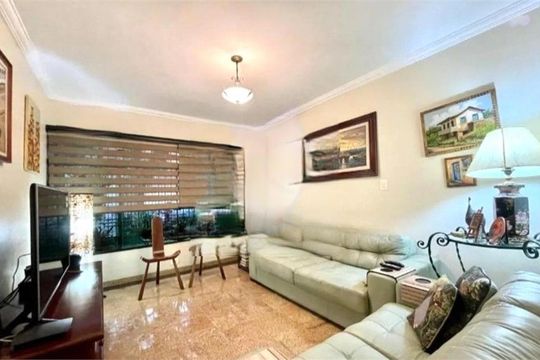 Casa à venda com 3 quartos, 180m² em Mirandópolis, São Paulo