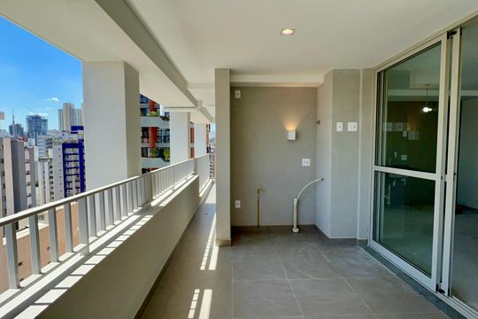 Varanda da Sala de apartamento à venda com 3 quartos, 126m² em Pinheiros, São Paulo