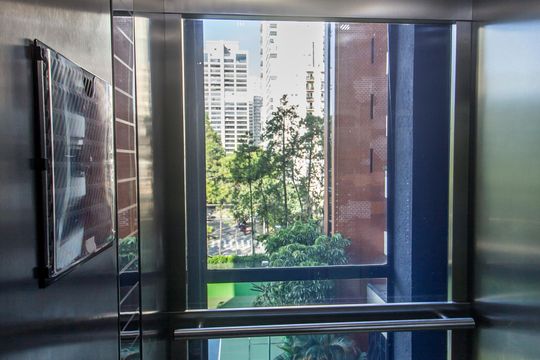 Vista de apartamento para alugar com 2 quartos, 150m² em Alphaville, Barueri