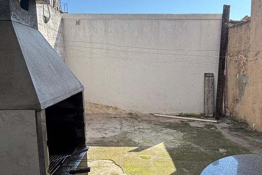 Área de Serviço de casa à venda com 2 quartos, 98m² em Vila Pires, Santo André