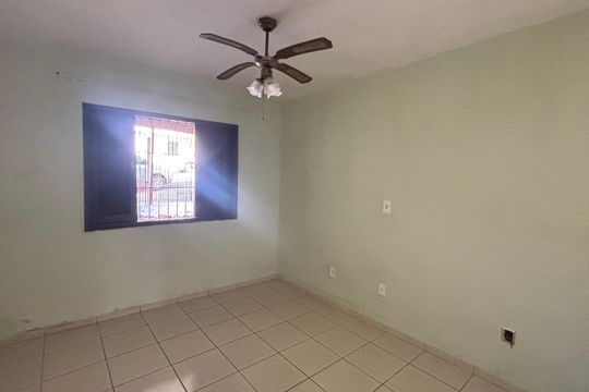 Quarto 1 de casa à venda com 2 quartos, 98m² em Vila Pires, Santo André