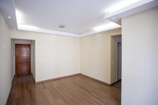 Sala de apartamento para alugar com 2 quartos, 66m² em Vila Artuelia, São Bernardo do Campo