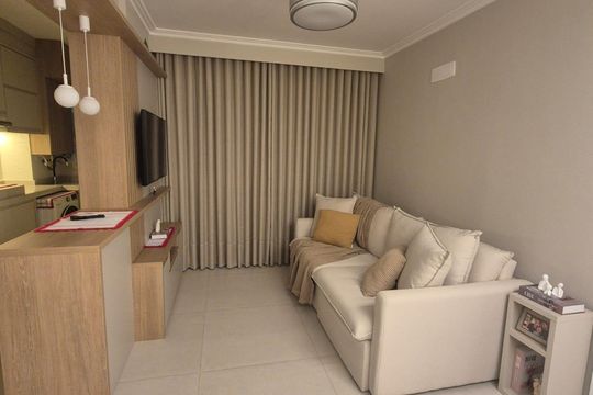 Sala de apartamento à venda com 2 quartos, 65m² em Vila Guarani, São Paulo