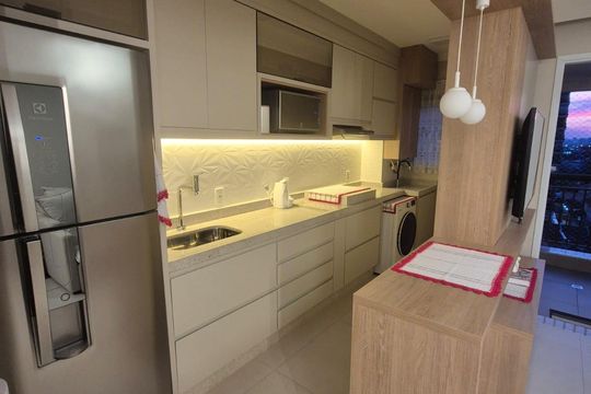 Cozinha de apartamento à venda com 2 quartos, 65m² em Vila Guarani, São Paulo
