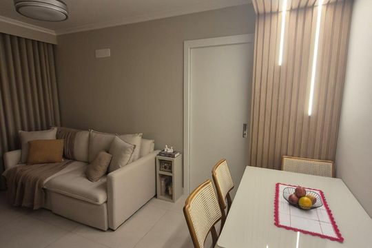 Sala de apartamento à venda com 2 quartos, 65m² em Vila Guarani, São Paulo
