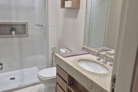 Banheiro 1 de apartamento à venda com 2 quartos, 65m² em Vila Guarani, São Paulo