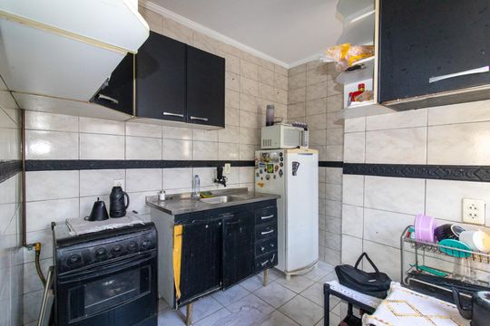Cozinha de apartamento à venda com 2 quartos, 55m² em Vila Industrial (campinas), Campinas