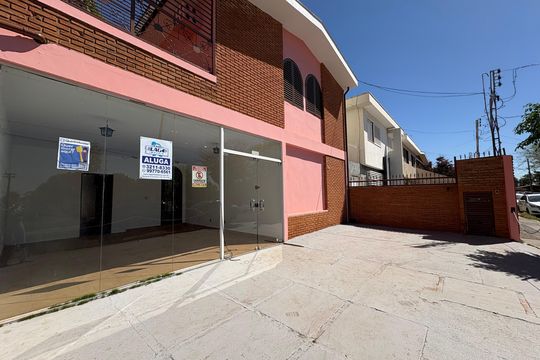Fachada + Placa de casa para alugar com 3 quartos, 276m² em Jardim São Luiz, Ribeirão Preto