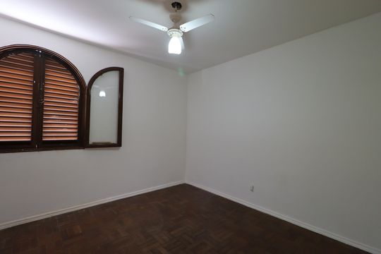 Quarto 2 de casa para alugar com 3 quartos, 276m² em Jardim São Luiz, Ribeirão Preto
