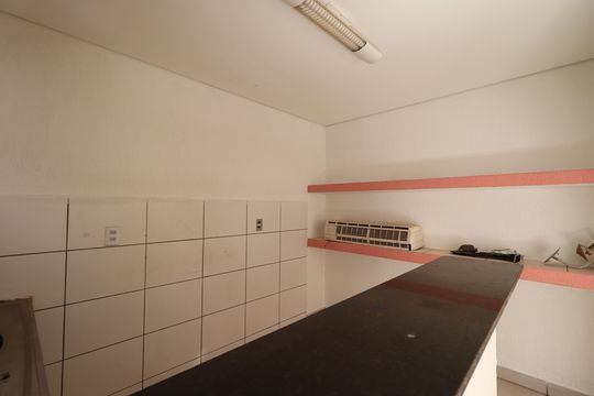 Cozinha 2 de casa para alugar com 3 quartos, 276m² em Jardim São Luiz, Ribeirão Preto