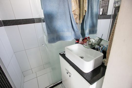 Banheiro da Suíte 1 de casa à venda com 4 quartos, 219m² em Curicica, Rio de Janeiro