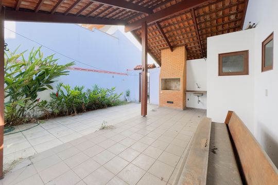 Churrasqueira de casa de condomínio para alugar com 3 quartos, 300m² em Jardim das Colinas, São José dos Campos