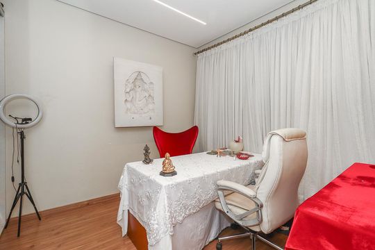 Quarto 2 de apartamento à venda com 2 quartos, 125m² em Petrópolis, Porto Alegre