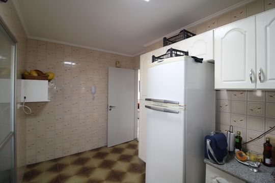 Cozinha de apartamento à venda com 3 quartos, 73m² em Jardim Paraíso, São Paulo