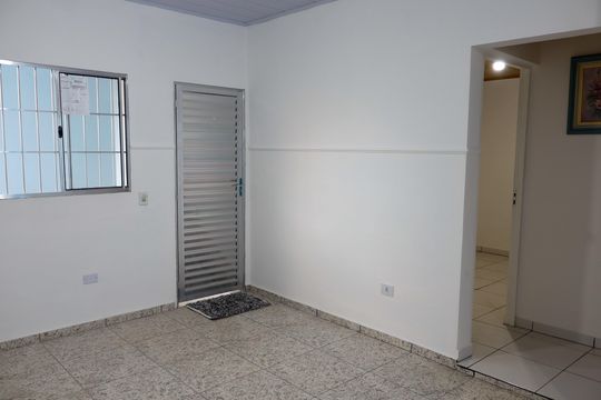 Sala de casa para alugar com 2 quartos, 47m² em Bussocaba, Osasco