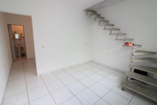 Sala de casa para alugar com 2 quartos, 47m² em Bussocaba, Osasco
