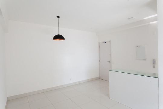 Sala de apartamento para alugar com 2 quartos, 74m² em Caiçaras, Belo Horizonte