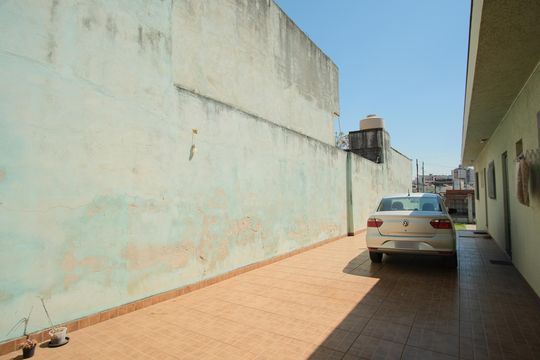 Quintal de casa para alugar com 2 quartos, 100m² em Vila Nova Savoia, São Paulo