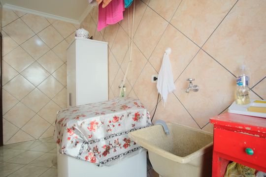 Área de Serviço de casa para alugar com 2 quartos, 100m² em Vila Nova Savoia, São Paulo