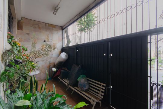 Garagem de casa à venda com 2 quartos, 177m² em Vila Clementino, São Paulo