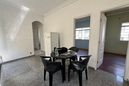 Casa à venda com 3 quartos, 600m² em Carlos Prates, Belo Horizonte