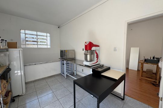 Casa à venda com 3 quartos, 600m² em Carlos Prates, Belo Horizonte