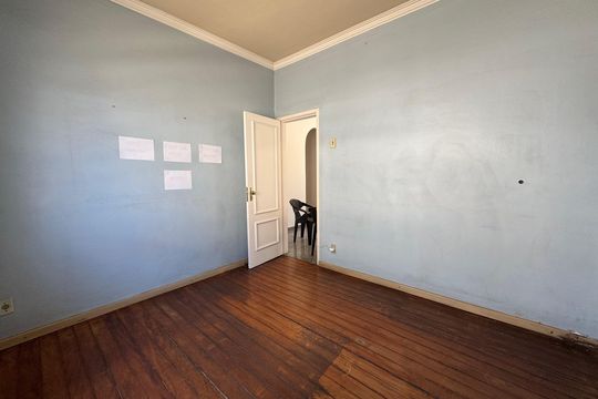 Casa à venda com 3 quartos, 600m² em Carlos Prates, Belo Horizonte
