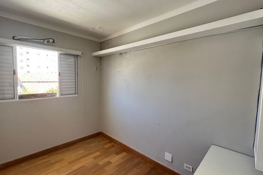 Quarto 2 de casa à venda com 4 quartos, 300m² em Vila Guiomar, Santo André