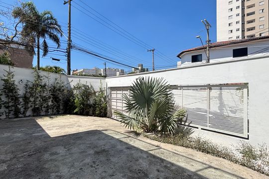 Garagem - Quintal de casa à venda com 4 quartos, 300m² em Vila Guiomar, Santo André