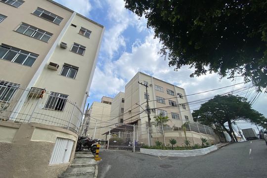 Fachada de apartamento à venda com 3 quartos, 70m² em Todos Os Santos, Rio de Janeiro
