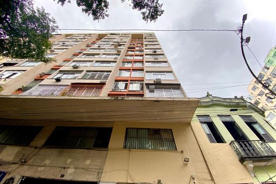 Kitnet/Studio à venda com 1 quarto, 46m² em Centro, Rio de Janeiro