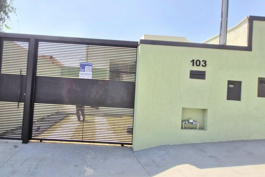 Fachada de casa à venda com 3 quartos, 180m² em Vila Rica, Lagoa Santa