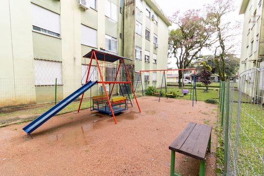 Área comum - Playground de apartamento à venda com 2 quartos, 50m² em Vila Nova, Porto Alegre