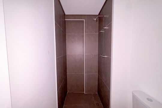 Banheiro Social de apartamento à venda com 1 quarto, 20m² em Cerqueira César, São Paulo