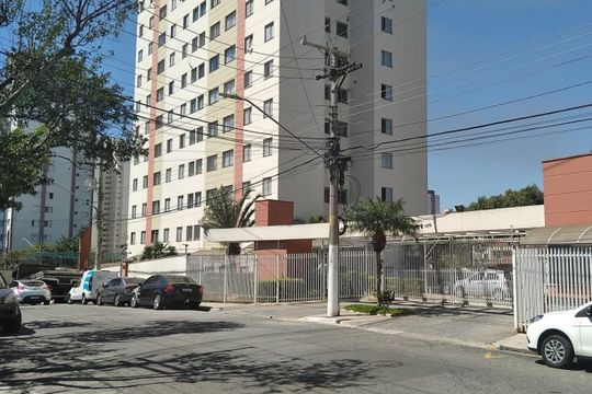Fachada de apartamento à venda com 2 quartos, 52m² em Vila Basileia, São Paulo