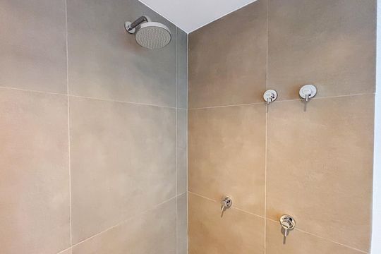 Banheiro de kitnet/studio à venda com 1 quarto, 20m² em Jardim Paulista, São Paulo