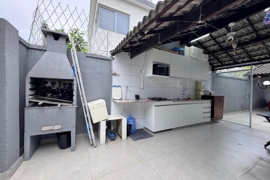 Área externa de casa de condomínio para alugar com 5 quartos, 400m² em Recreio dos Bandeirantes, Rio de Janeiro